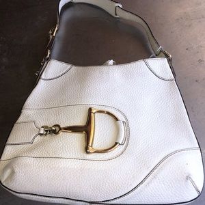 Gucci leather shoulder bag with Gold horsebit accent